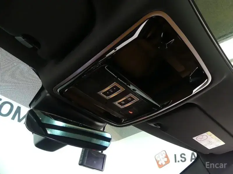 2020 Land Rover Range Rover Velar с пробегом 5 600 км