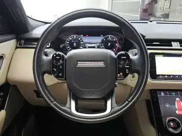 2017 Land Rover Range Rover Velar с пробегом 93 871 км