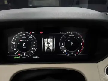 2017 Land Rover Range Rover Velar с пробегом 122 006 км