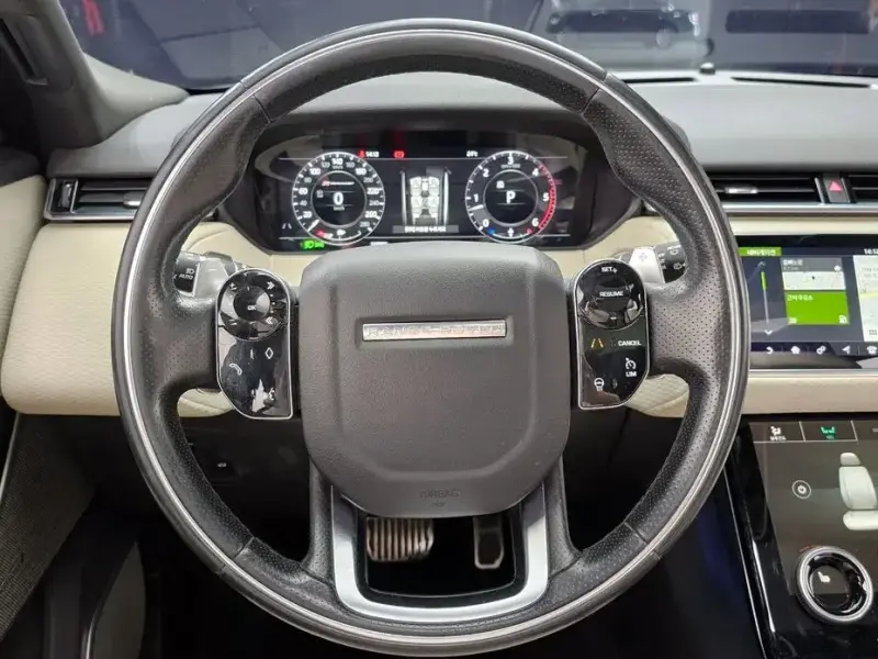2017 Land Rover Range Rover Velar с пробегом 122 006 км