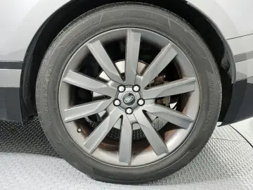 2017 Land Rover Range Rover Velar с пробегом 122 006 км