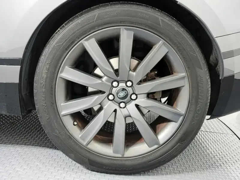 2017 Land Rover Range Rover Velar с пробегом 122 006 км