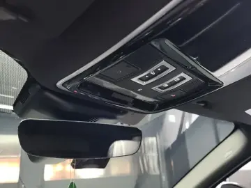 2017 Land Rover Range Rover Velar с пробегом 98 361 км