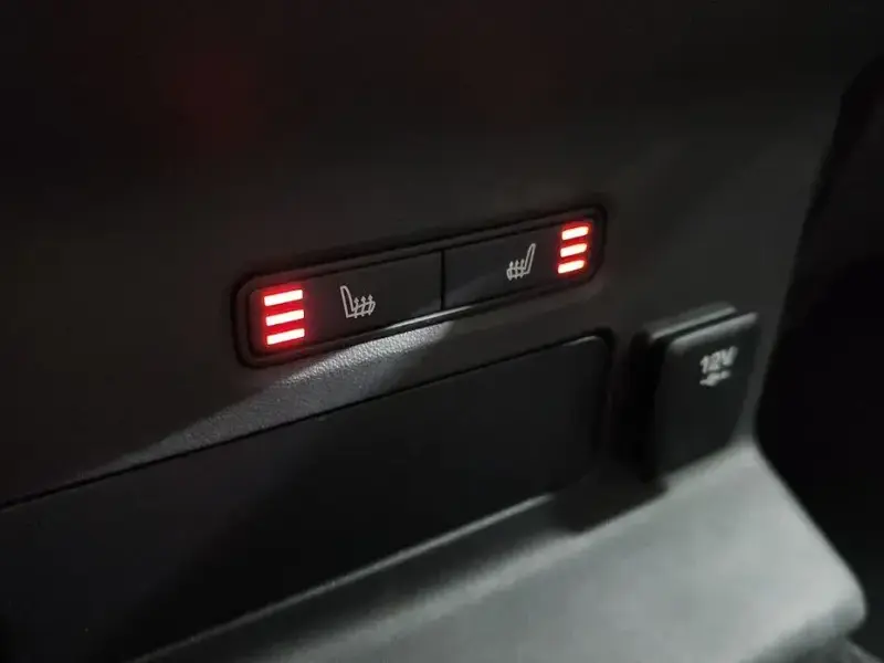 2017 Land Rover Range Rover Velar с пробегом 98 361 км