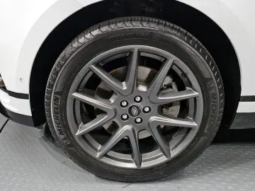 2022 Land Rover Range Rover Velar с пробегом 42 113 км