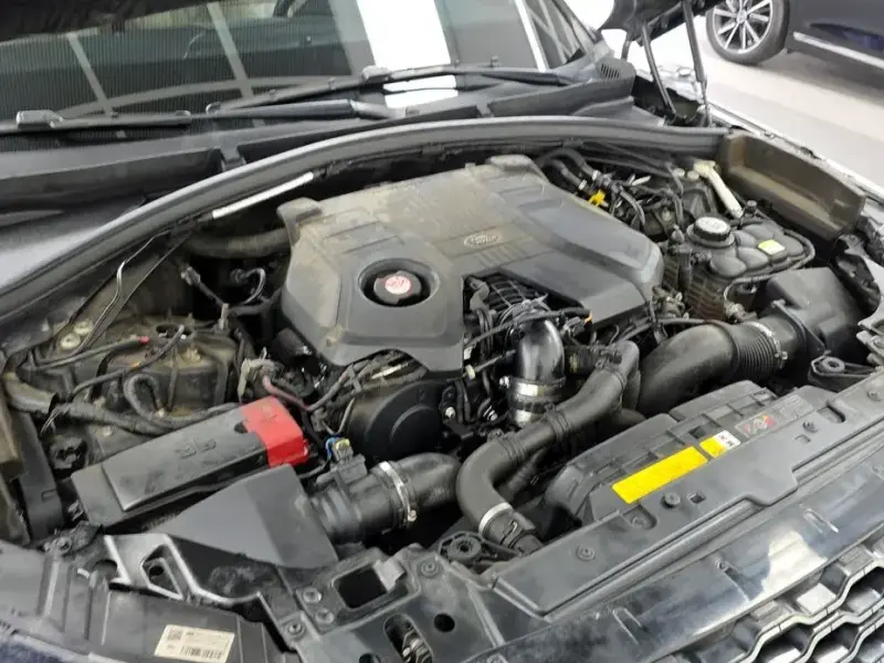 2018 Land Rover Range Rover Velar с пробегом 102 821 км
