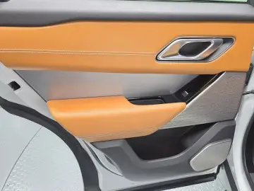 2022 Land Rover Range Rover Velar с пробегом 42 113 км