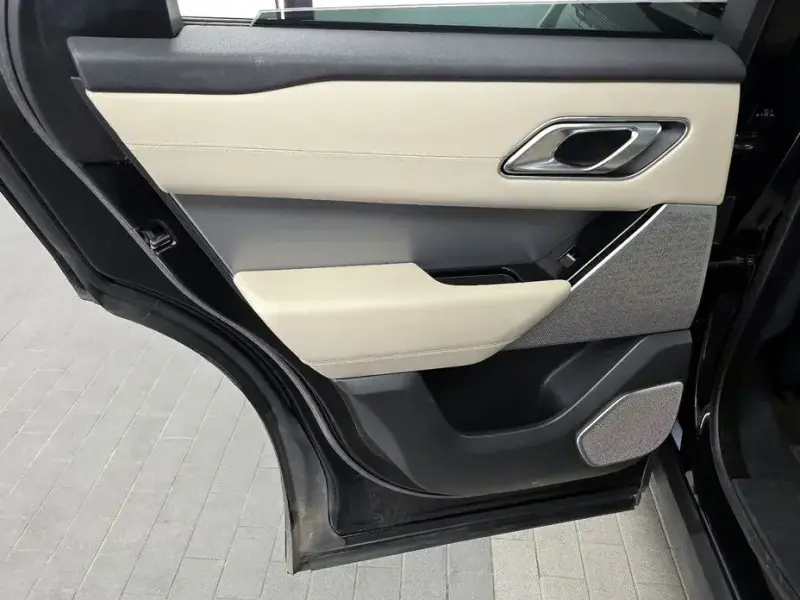 2018 Land Rover Range Rover Velar с пробегом 102 821 км