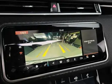 2017 Land Rover Range Rover Velar с пробегом 107 217 км