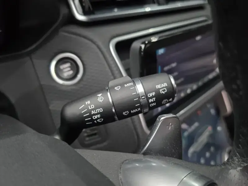 2020 Land Rover Range Rover Velar с пробегом 63 206 км