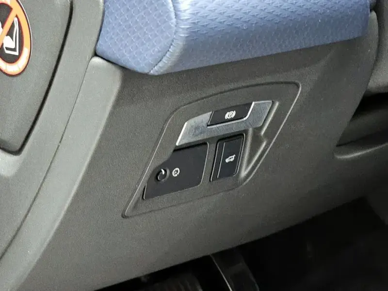 2018 Land Rover Range Rover Velar с пробегом 101 803 км