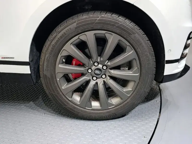 2017 Land Rover Range Rover Velar с пробегом 114 623 км
