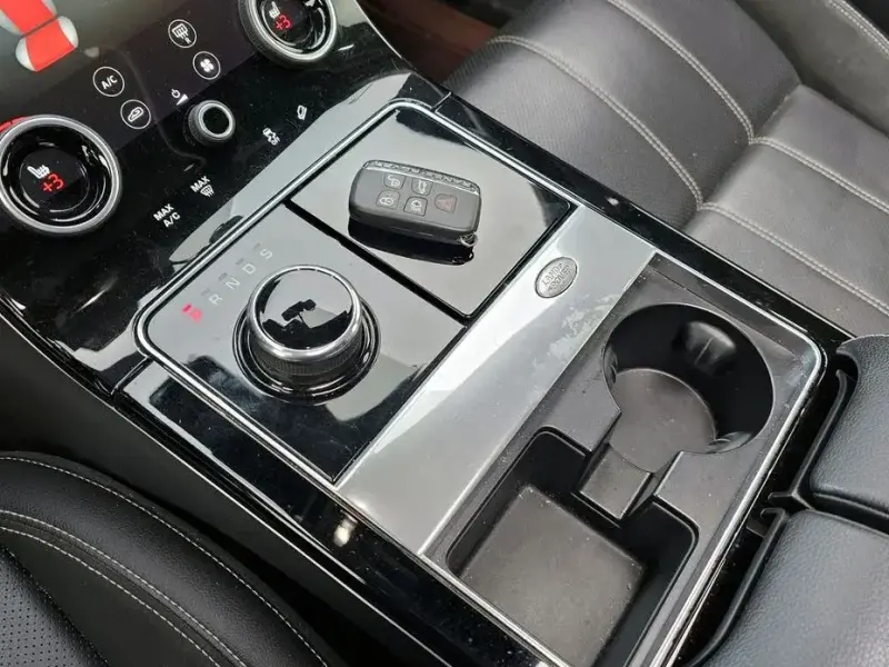 2017 Land Rover Range Rover Velar с пробегом 114 623 км