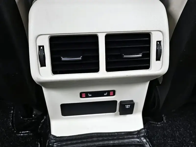 2018 Land Rover Range Rover Velar с пробегом 122 999 км