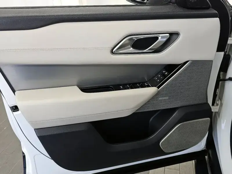 2018 Land Rover Range Rover Velar с пробегом 122 999 км