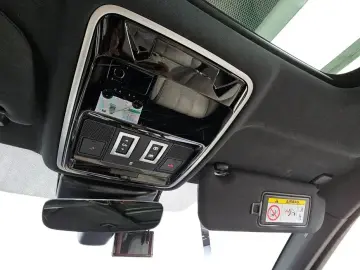 2018 Land Rover Range Rover Velar с пробегом 122 999 км