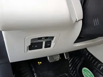2018 Land Rover Range Rover Velar с пробегом 122 999 км