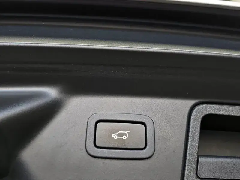 2018 Land Rover Range Rover Velar с пробегом 122 999 км