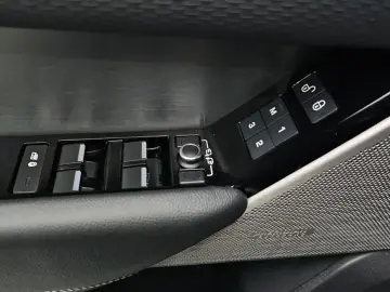 2018 Land Rover Range Rover Velar с пробегом 88 167 км