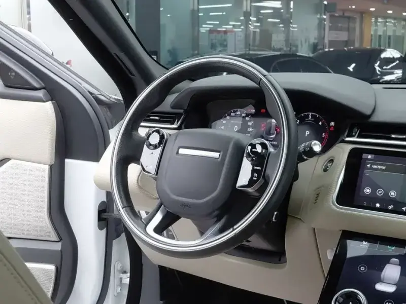 2020 Land Rover Range Rover Velar с пробегом 126 614 км