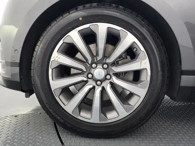 2017 Land Rover Range Rover Velar с пробегом 98 578 км