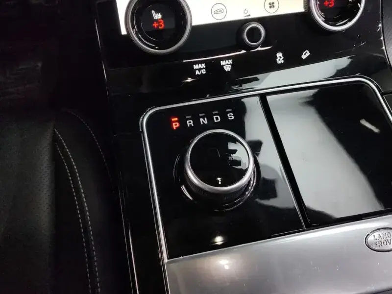 2017 Land Rover Range Rover Velar с пробегом 98 578 км