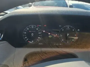 2018 Land Rover Range Rover Velar с пробегом 85 656 км