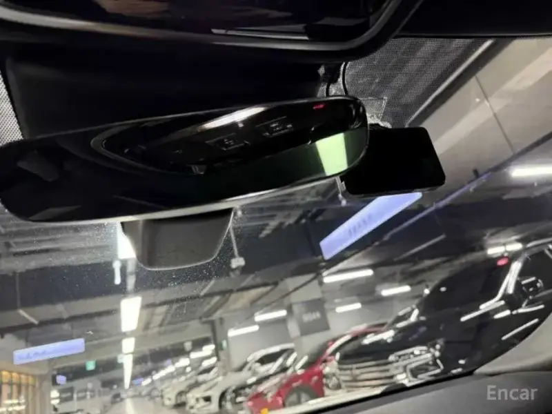 2017 Land Rover Range Rover Velar с пробегом 137 793 км