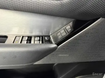 2017 Land Rover Range Rover Velar с пробегом 137 793 км