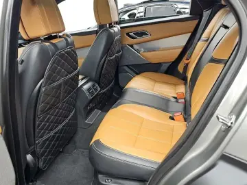 2019 Land Rover Range Rover Velar с пробегом 74 963 км