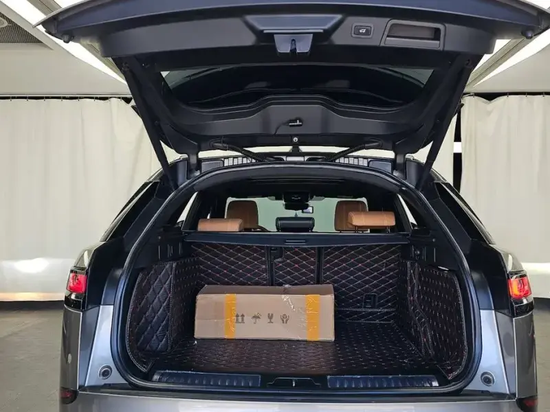 2019 Land Rover Range Rover Velar с пробегом 74 963 км