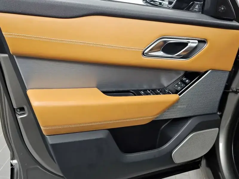 2019 Land Rover Range Rover Velar с пробегом 74 963 км