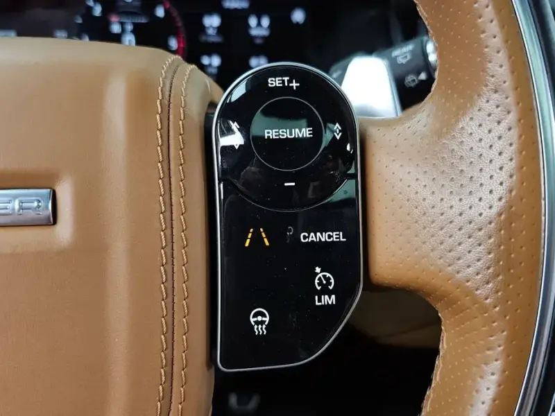 2019 Land Rover Range Rover Velar с пробегом 74 963 км