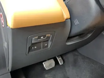2019 Land Rover Range Rover Velar с пробегом 74 963 км