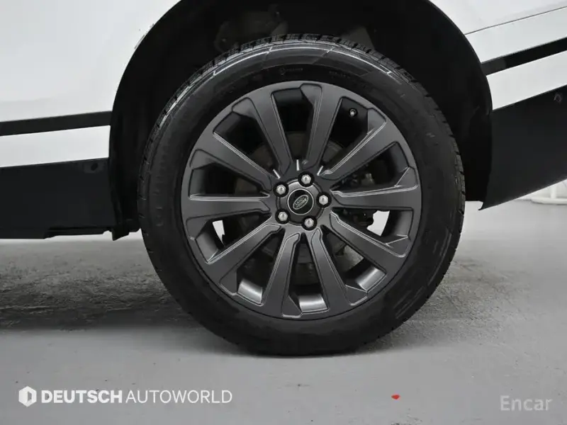 2020 Land Rover Range Rover Velar с пробегом 75 801 км