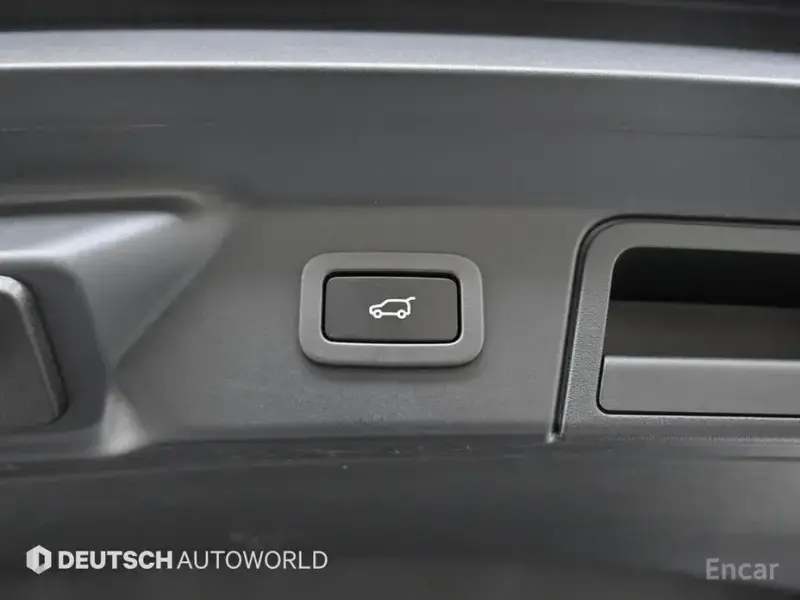 2020 Land Rover Range Rover Velar с пробегом 75 801 км