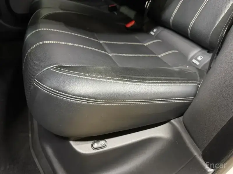 2017 Land Rover Range Rover Velar с пробегом 148 644 км