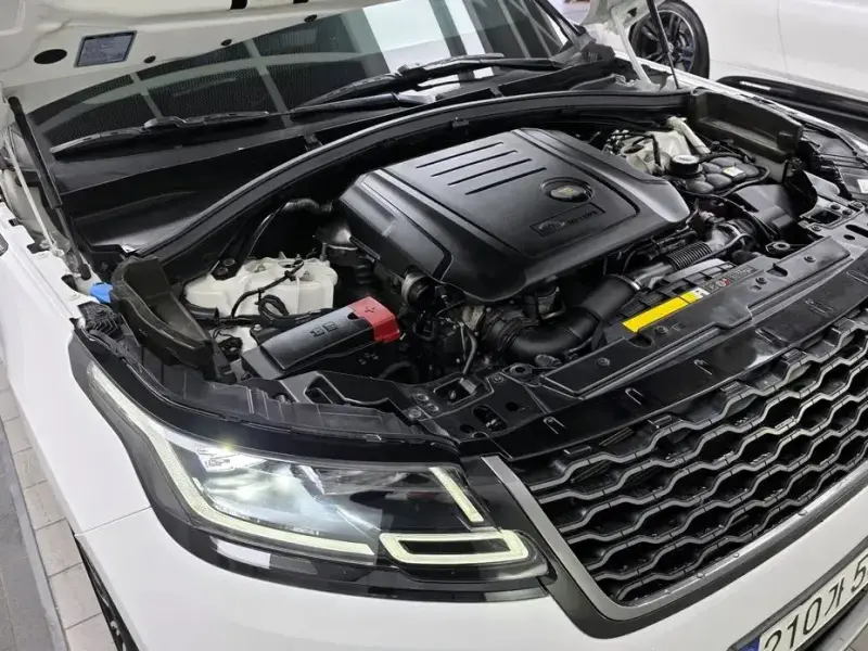 2017 Land Rover Range Rover Velar с пробегом 110 895 км