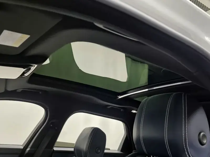 2017 Land Rover Range Rover Velar с пробегом 110 895 км