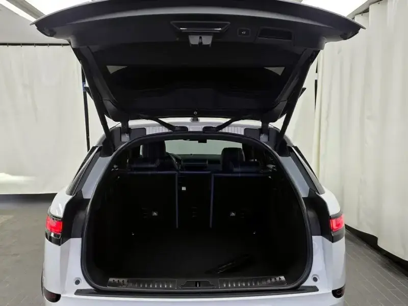 2017 Land Rover Range Rover Velar с пробегом 110 895 км