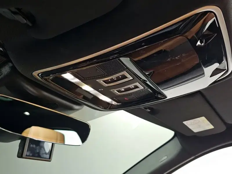2020 Land Rover Range Rover Velar с пробегом 47 968 км
