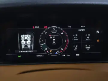 2018 Land Rover Range Rover Velar с пробегом 171 463 км