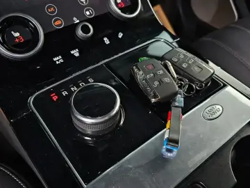 2018 Land Rover Range Rover Velar с пробегом 128 503 км