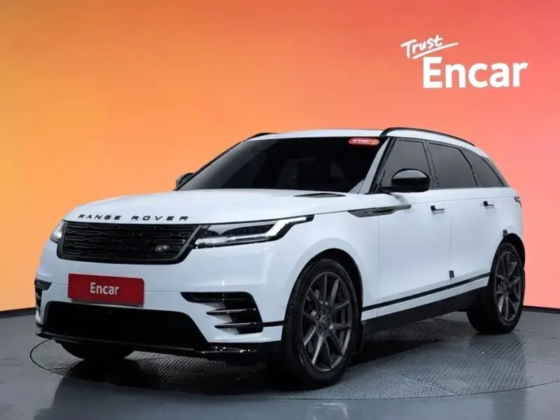 2024 Land Rover Range Rover Velar с пробегом 26 572 км