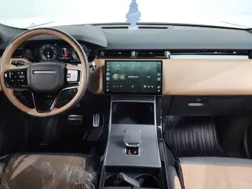 2024 Land Rover Range Rover Velar с пробегом 26 572 км