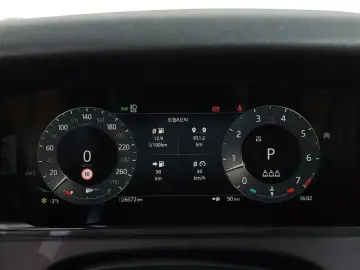 2024 Land Rover Range Rover Velar с пробегом 26 572 км