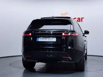 2025 Land Rover Range Rover Velar с пробегом 15 273 км