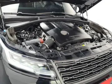 2025 Land Rover Range Rover Velar с пробегом 15 273 км