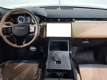 2025 Land Rover Range Rover Velar с пробегом 15 273 км