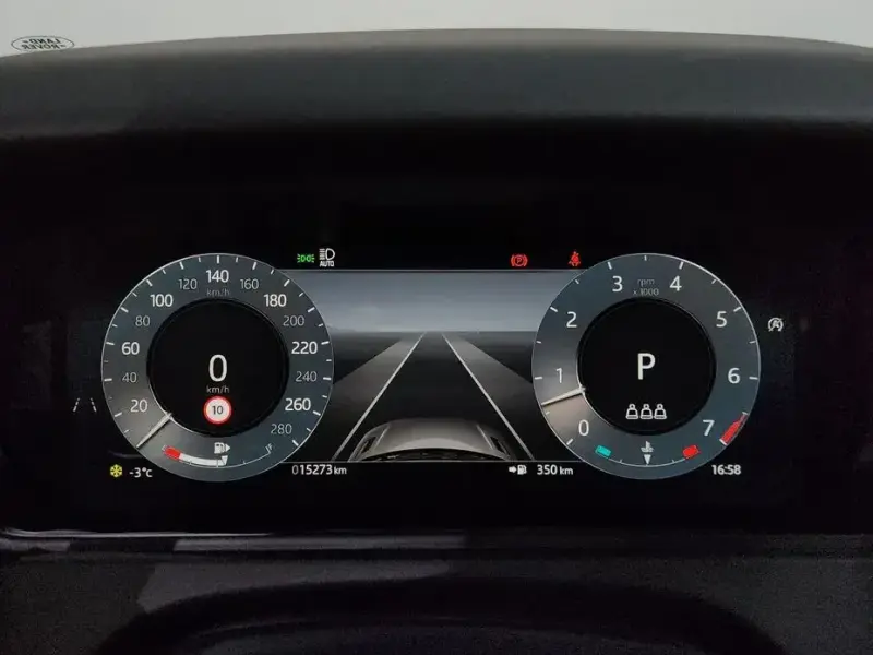 2025 Land Rover Range Rover Velar с пробегом 15 273 км